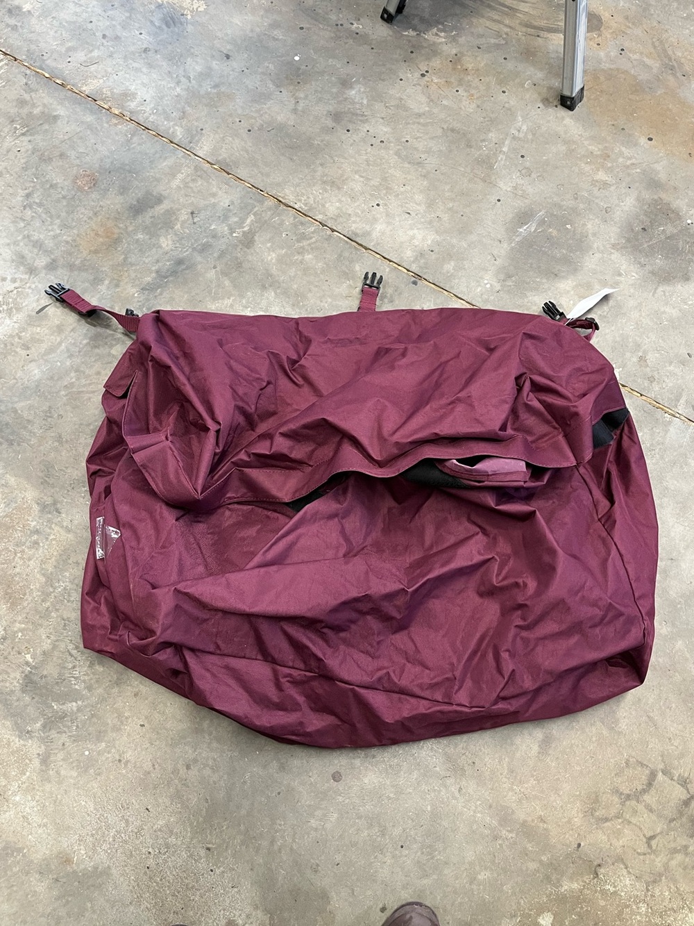 Schneider’s blanket stall bag